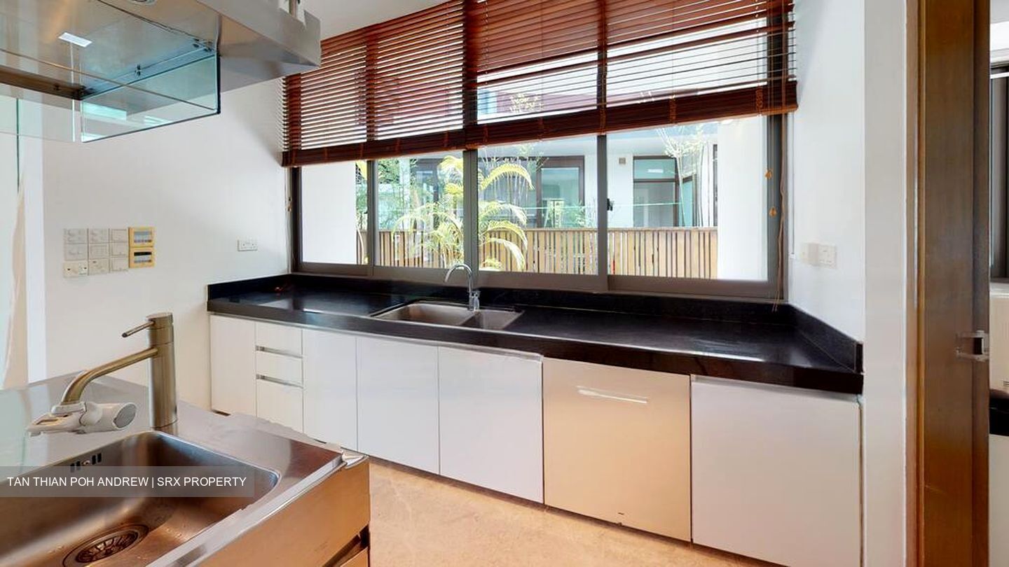 Ocean Drive (D4), Detached #465182171